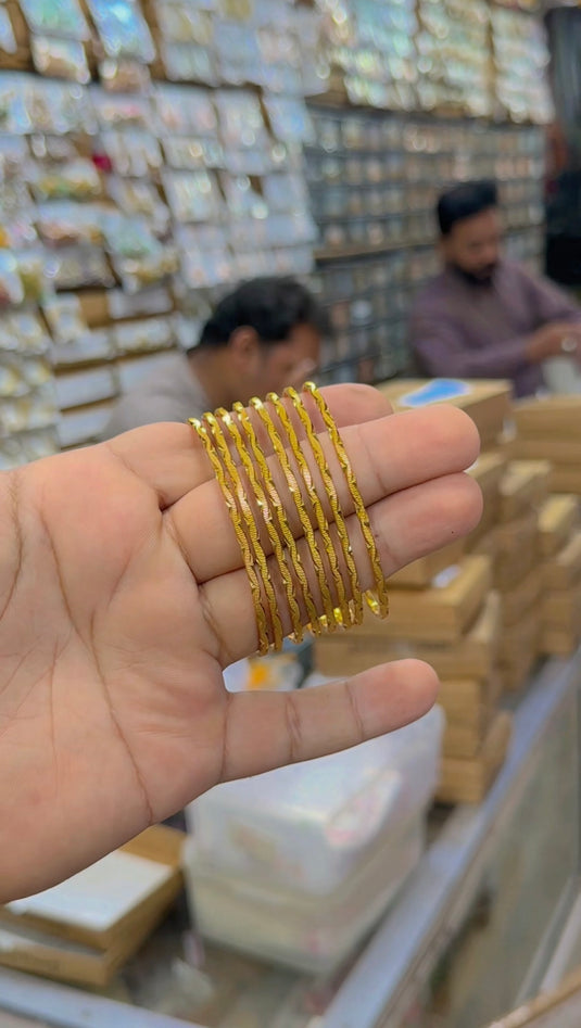 gold plated bangles (Bg396)