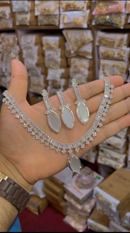 Zircone Nagina Doublet Stone Necklace Set (Ns083)
