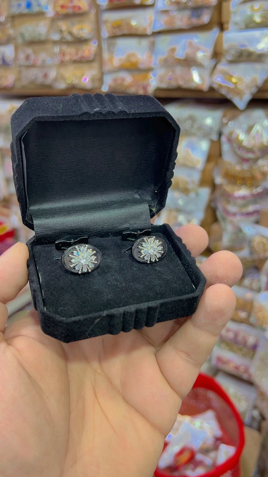 Zircone Italiyan Cufflink with Box (Ca10)