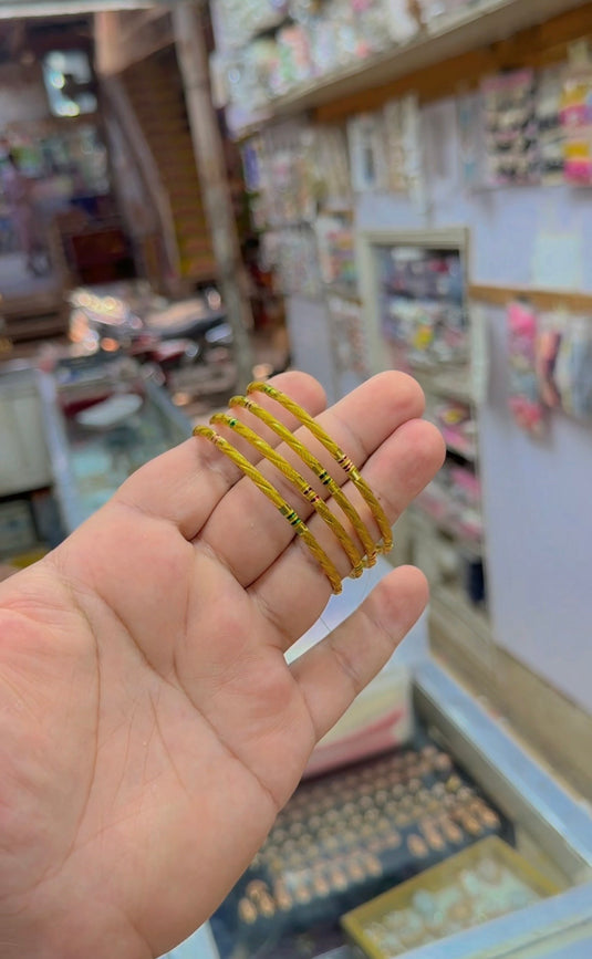 Gold plated Very Good quality bangles (Bg262)