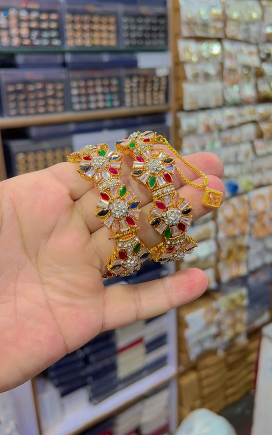 Zircone Openable bangles (Bg167)