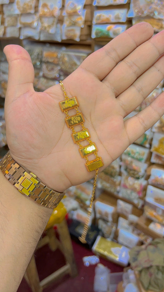 Gold plated breslate (Bs04)