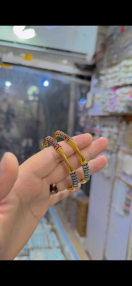 Gold plated Diamond cut bangles(bg304)