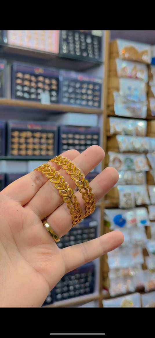 Gold plated bangles (Bg314)